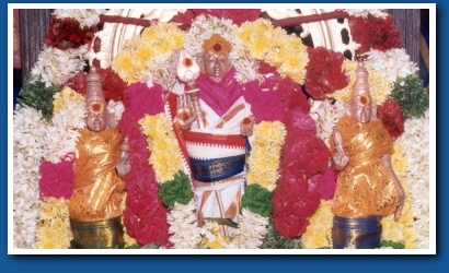 Lord Muruga, with his consorts in Pazhamudircholai temple